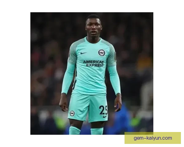 凯塞多中场端表现稳健，防守拦截与推进能力持续提升